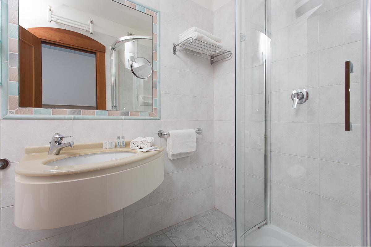 Hotel Imperiale Милано Мартима Екстериор снимка